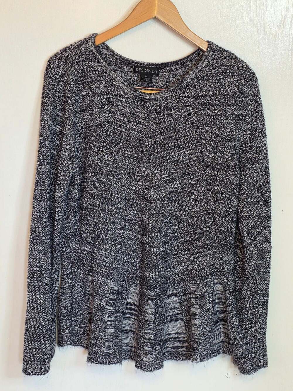 DESIGN365 Women's Black and White Marled Knit Peplum Hem Sweater Size XL